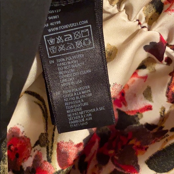 3 for $20 💜 F21 Tunic Floral Blouse - Picture 4 of 4